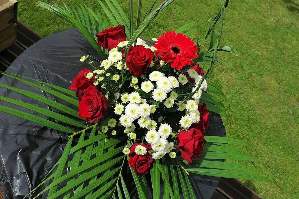 Bouquet rond rouge