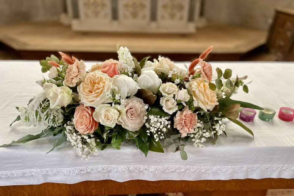 Bouquet église et devant table