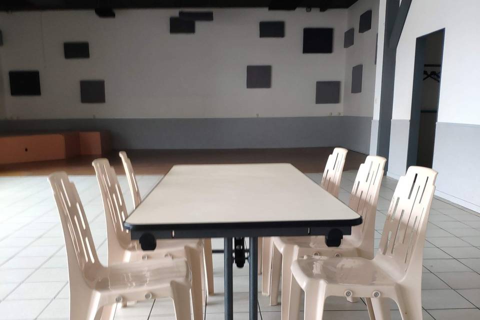 Table avec 6 chaises