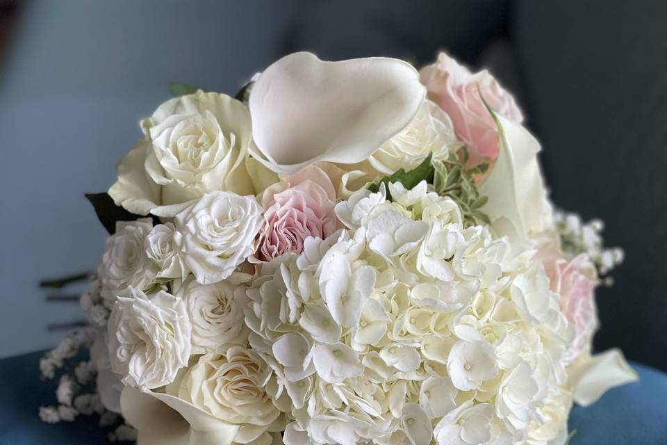 Bouquet mariée aux tons doux