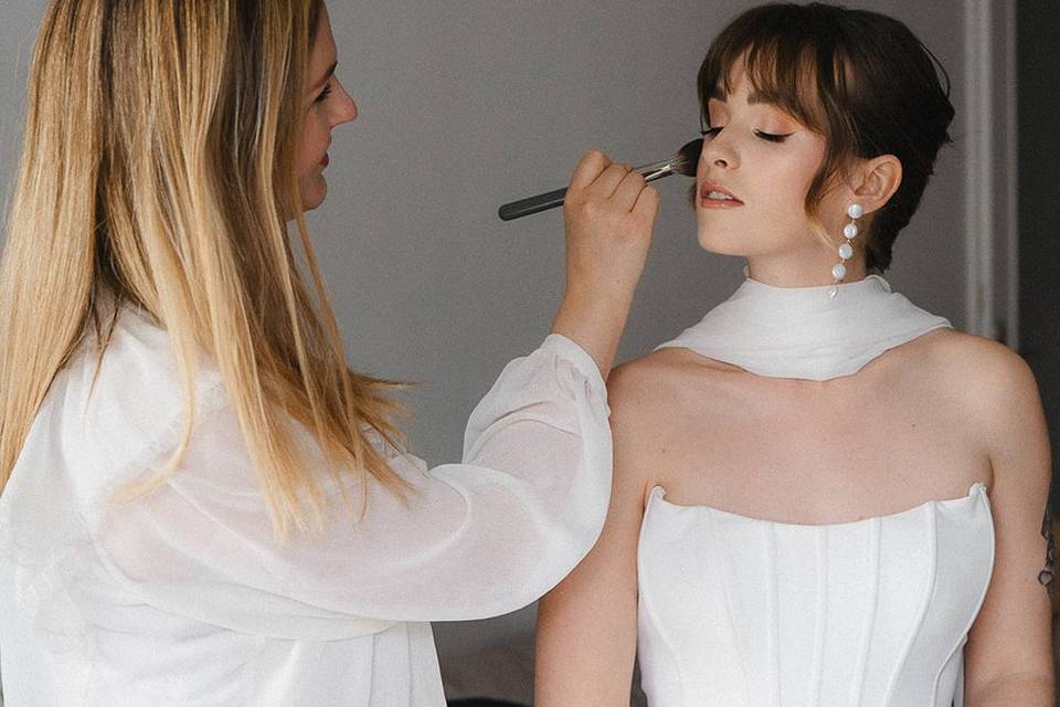 Mise en beauté de Manon