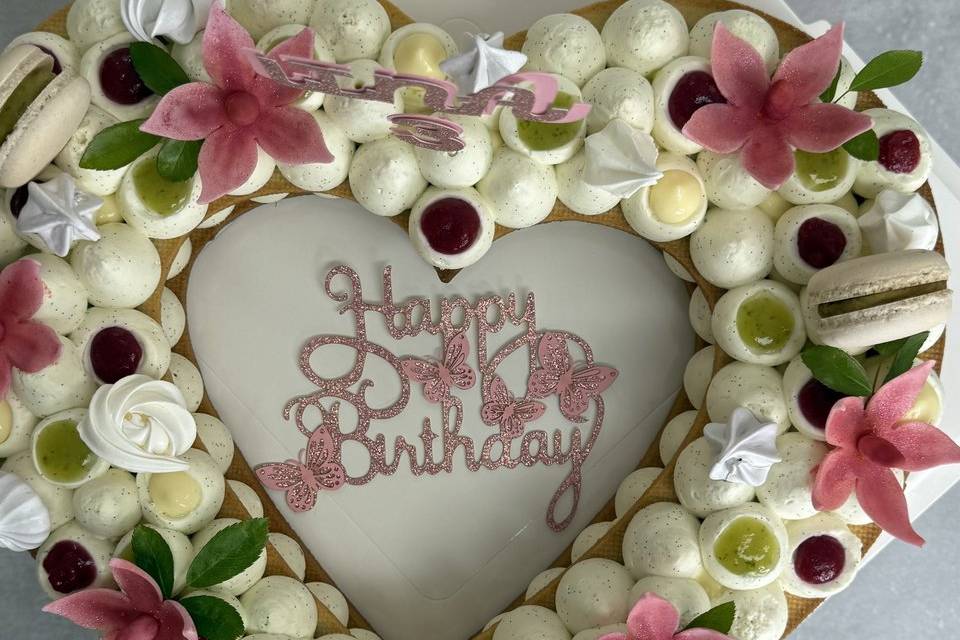 Heart cake