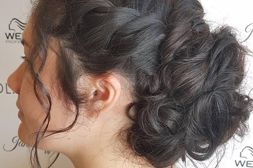 Chignon Messy torsade cheveux