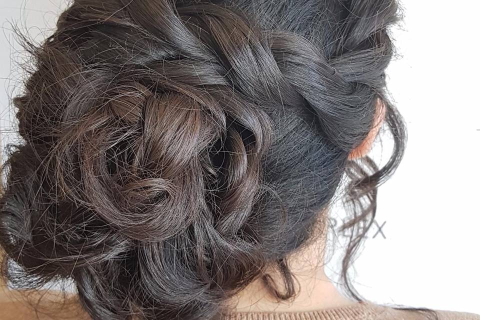 Chignon Messy torsade cheveux