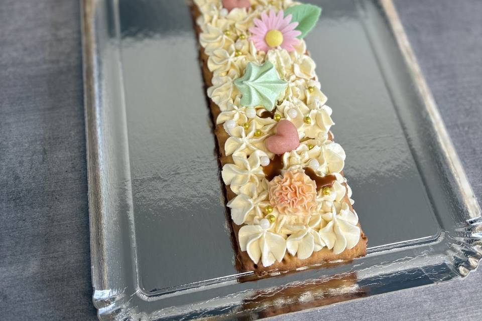 Letter cake