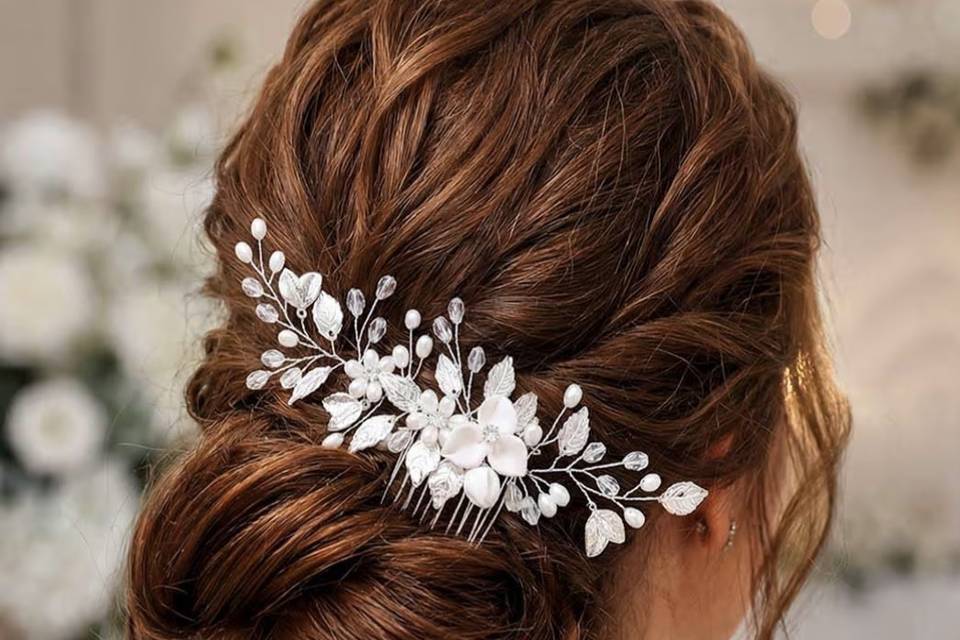 Peigne argenté motif floral