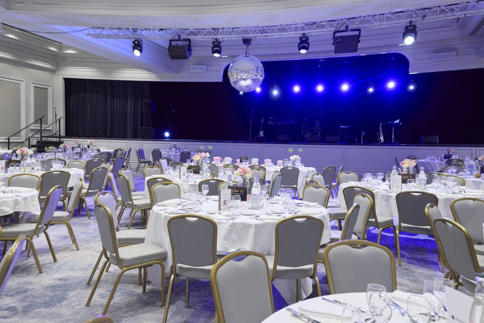 Salon Riviera