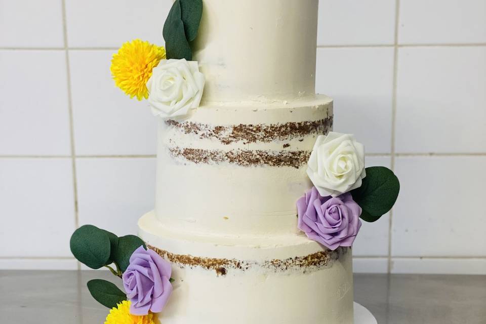 Wedding cake jaune et parme