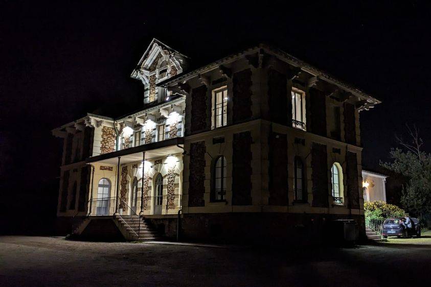 MANOIR LE SOIR