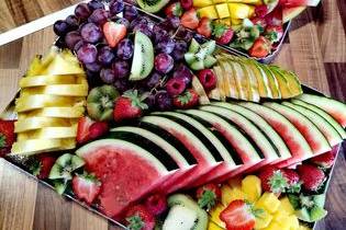 Plateaux fruits frais