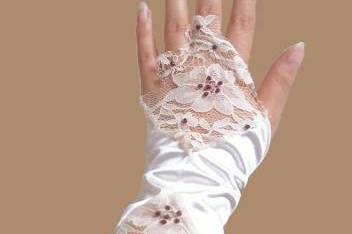 Gants en dentelle