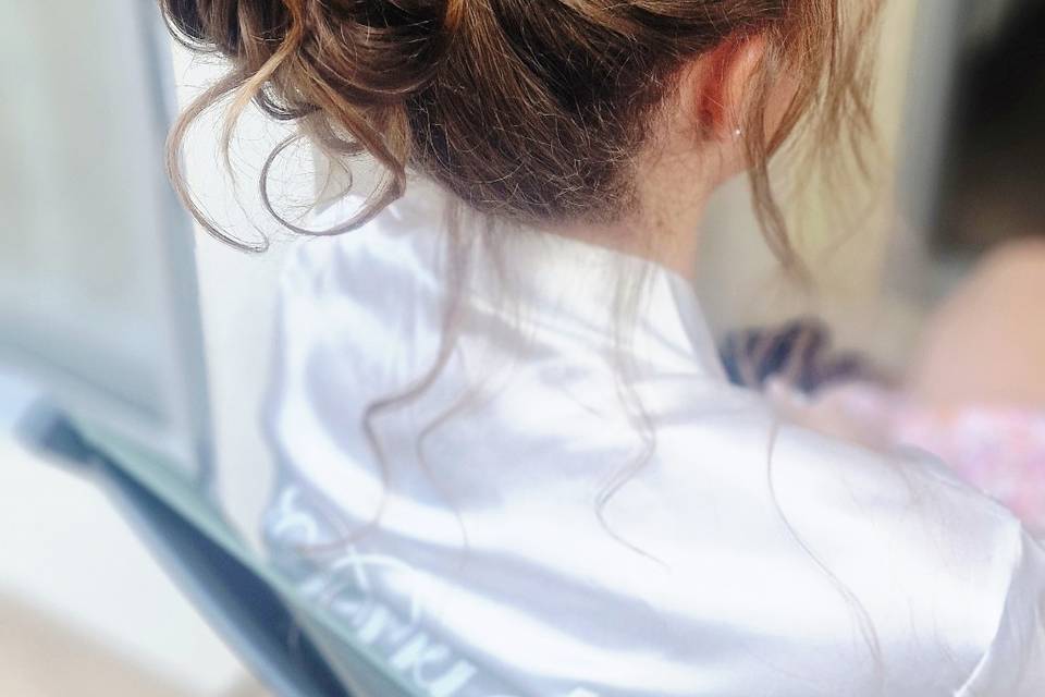Chignon au bouclés