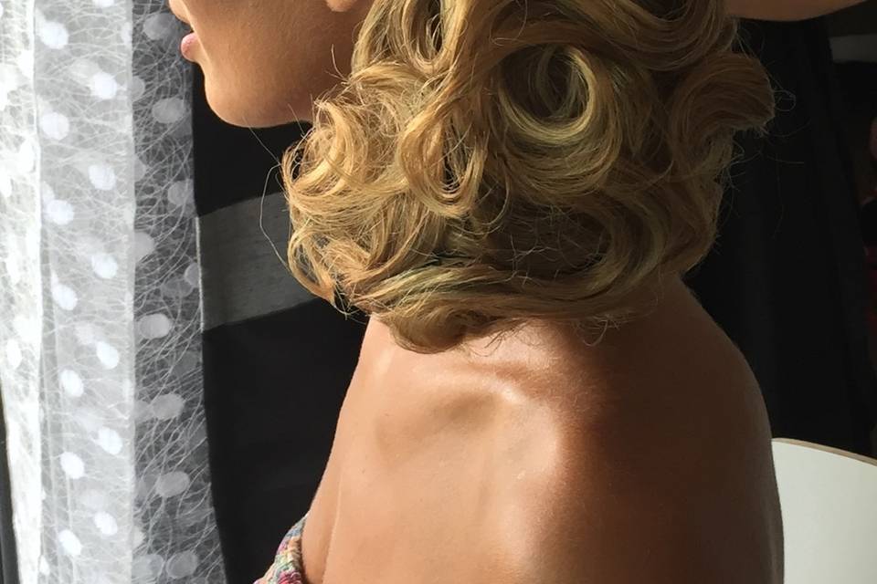 Chignon côté mariée