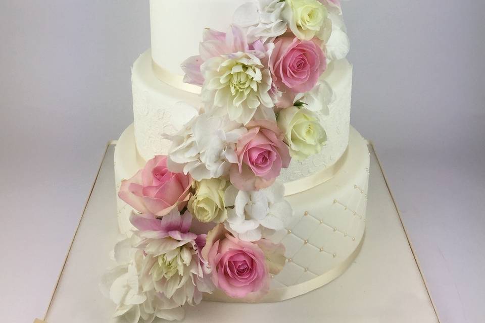 Wedding Cake Romantique