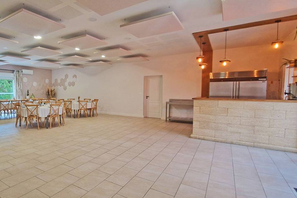 Salle de reception, 44 pers