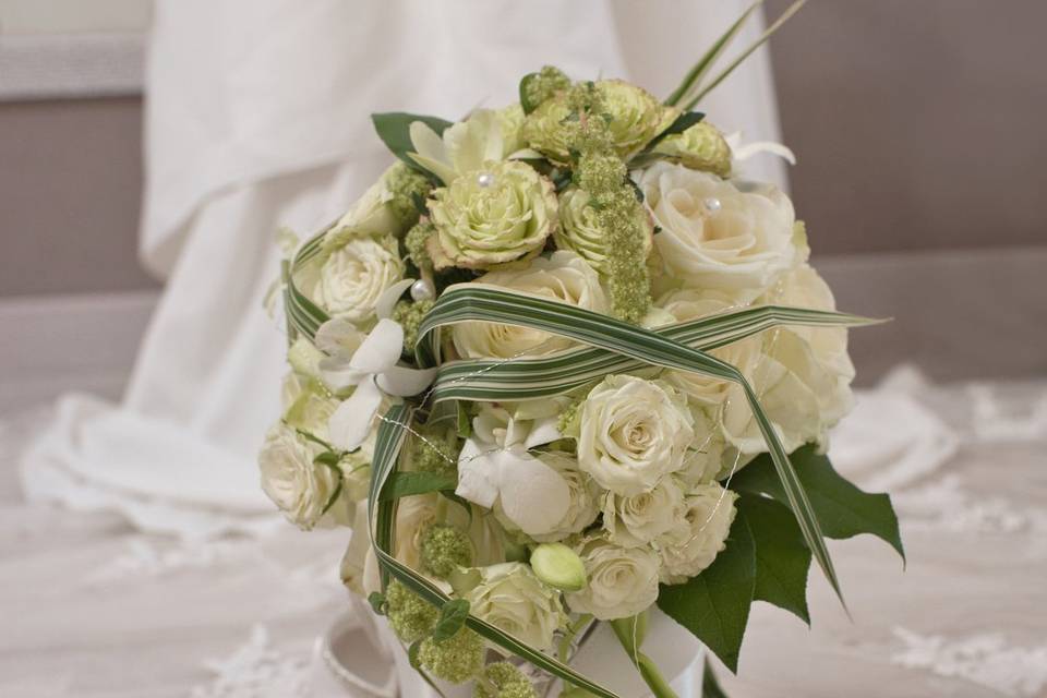 Détail bouquet et chaussures