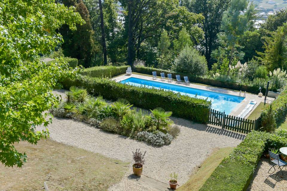 Piscine et parc