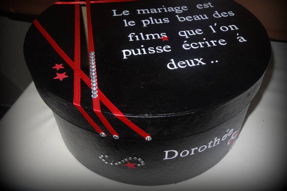 Mariage cinéma rouge noir