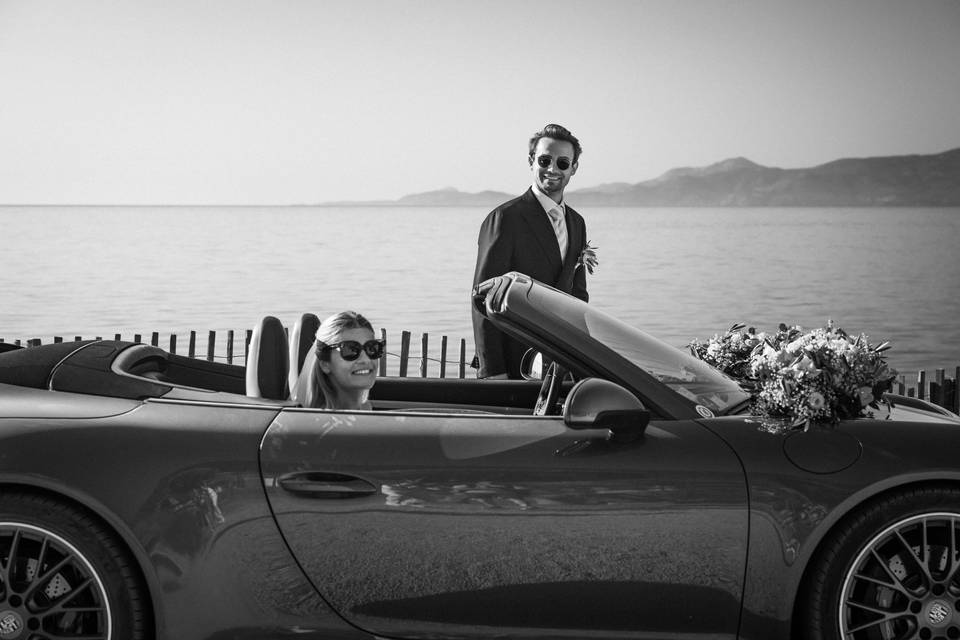 Arrivée en Porsche