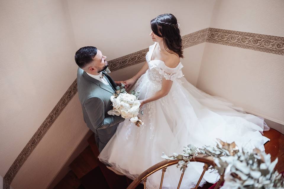 Mariés escalier