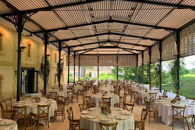 Halle intérieur dîner