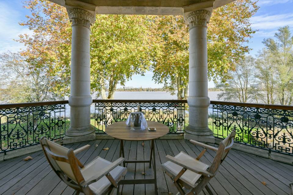 Terrasse suite chic des mariés