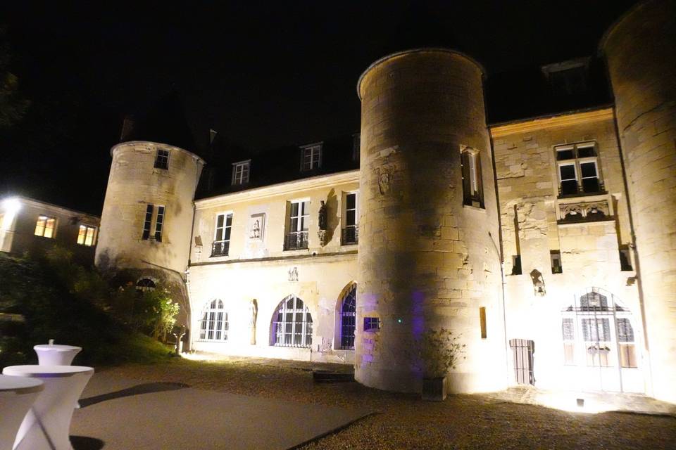 Château ambiance nocturne