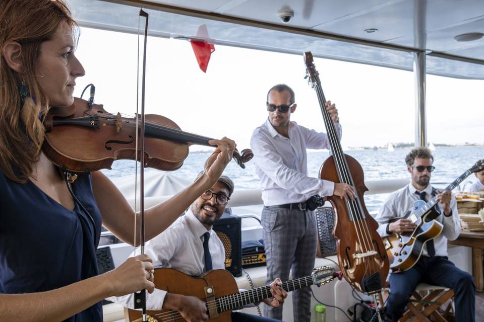 Mariage sur un Catamaran