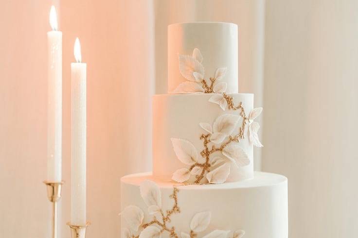 WEDDING CAKE