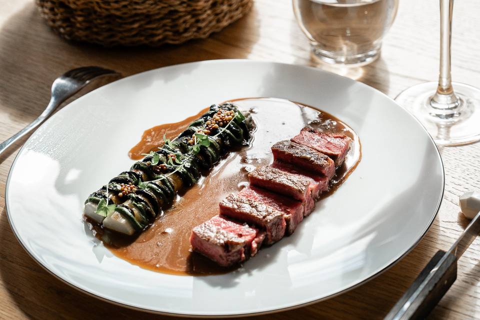 Viande au feu de bois