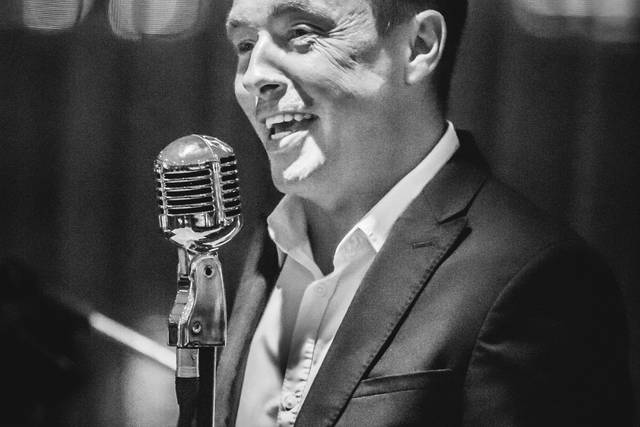 Mister Crooner