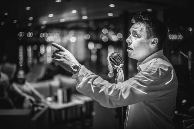 Mister Crooner