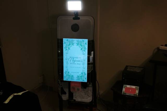 PHOTOBOOTH