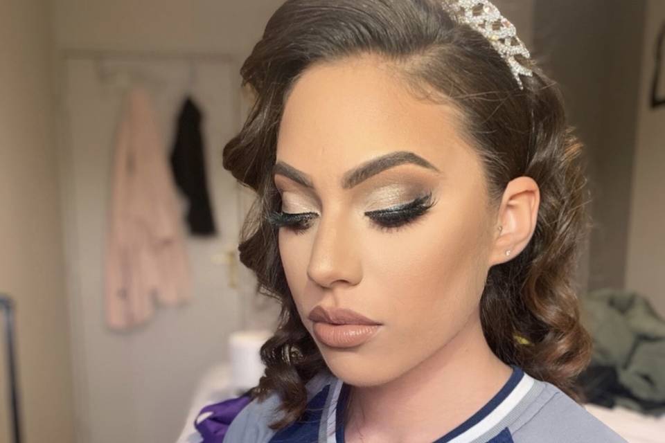 Make Up by Anney