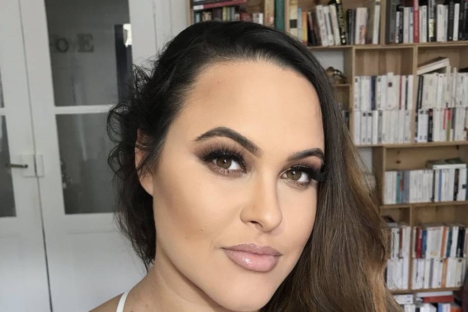Make Up by Anney