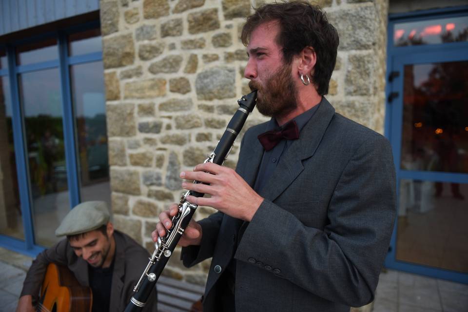 Léon, guitariste