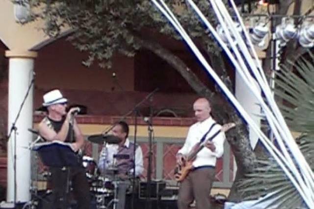 Ambiance: Jazz..
