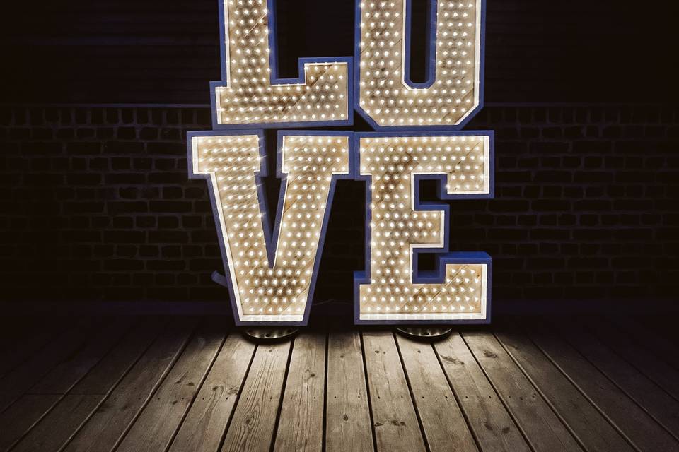 Love lumineux en carré