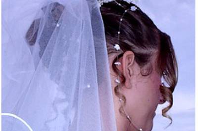 Coiffure avec bijoux de cheveux