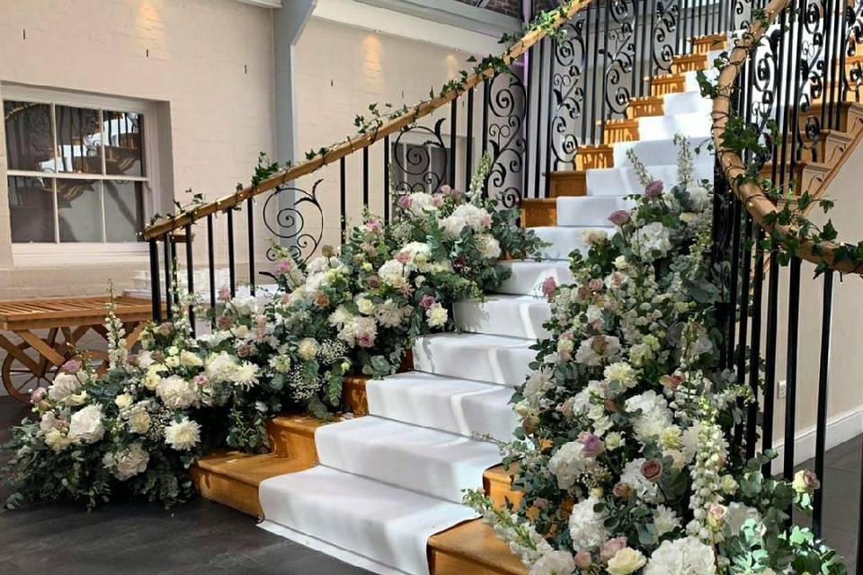 Cascade de fleur escalier