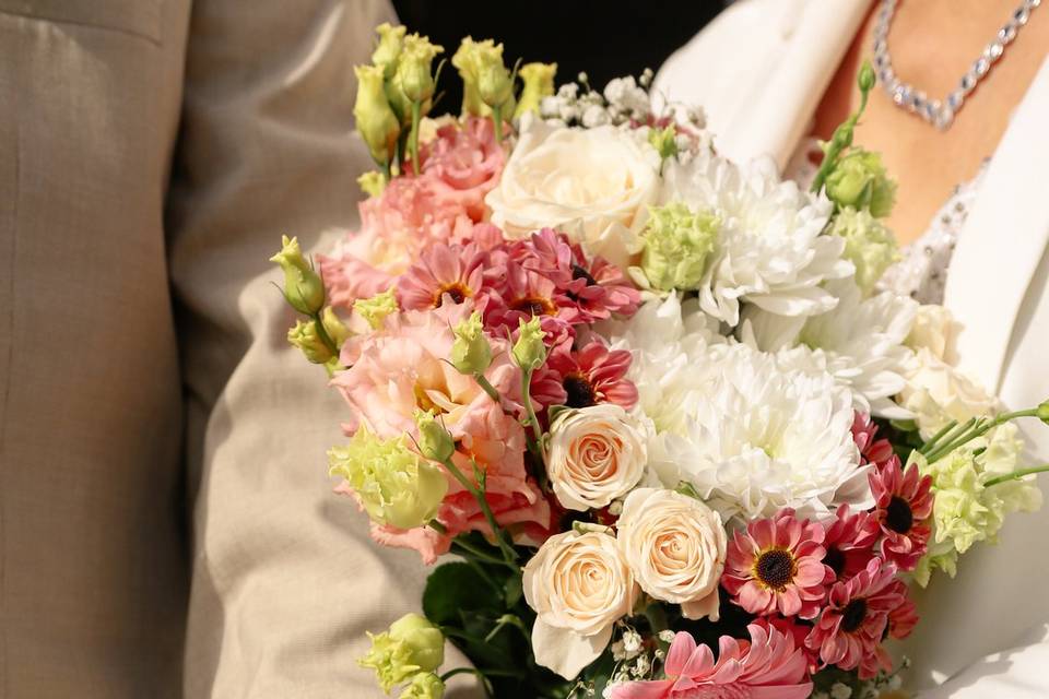 Détail alliances + bouquet