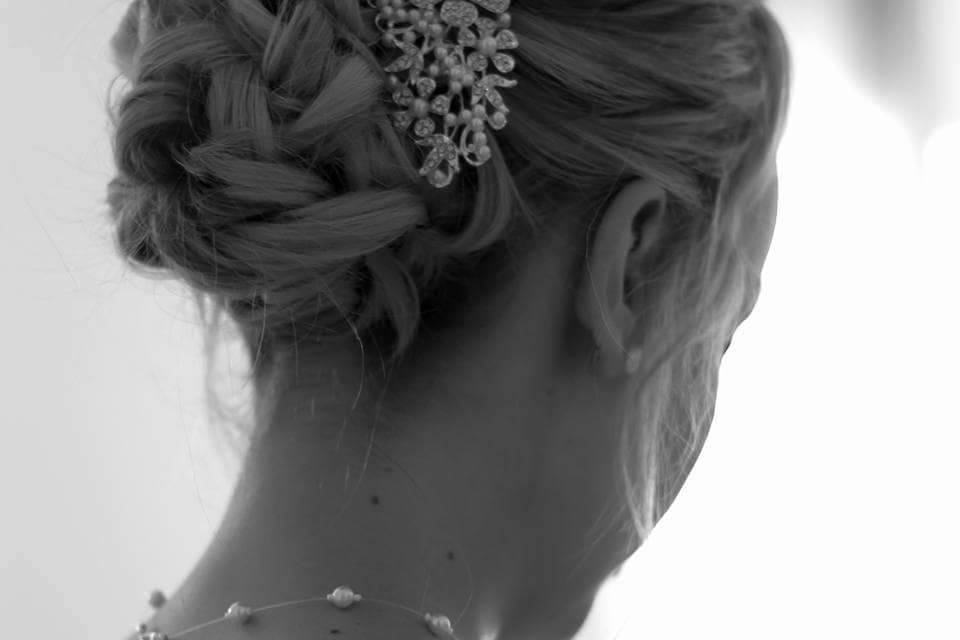 Coiffure 3/4 mariée