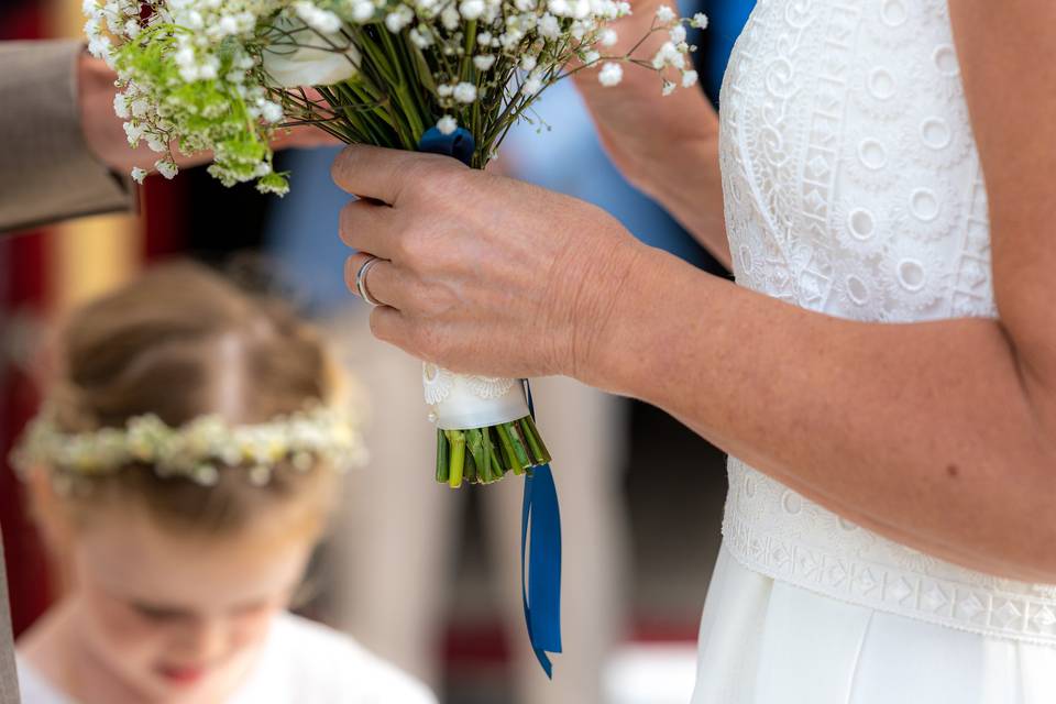 Mariée et bouquet