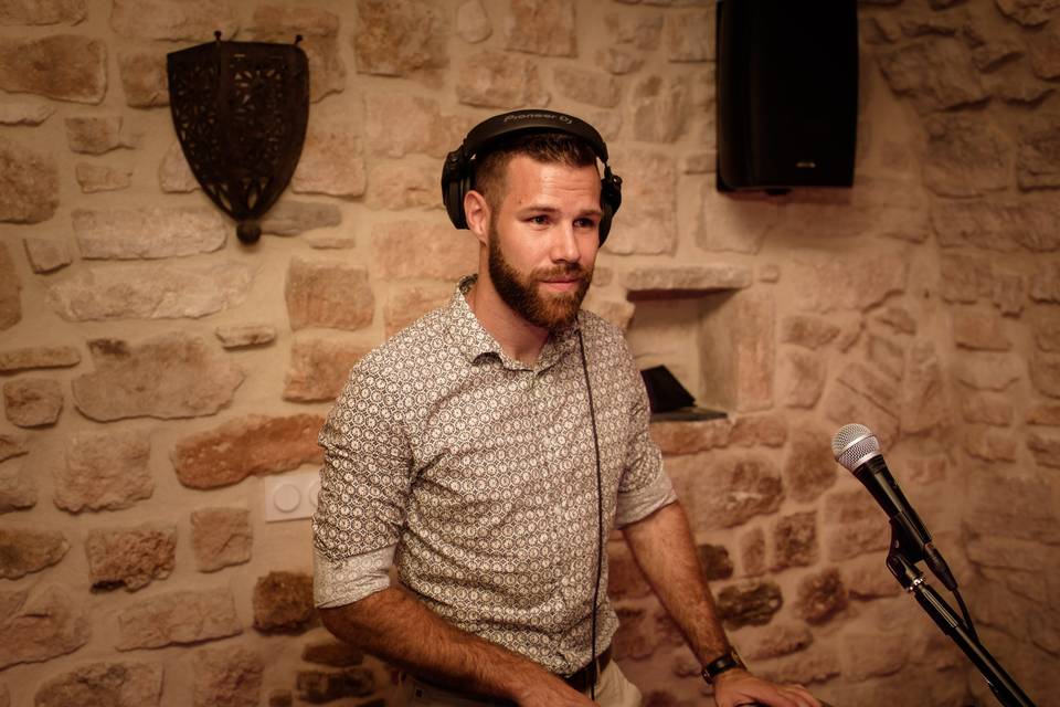 Universel Decibel DJ Mariage