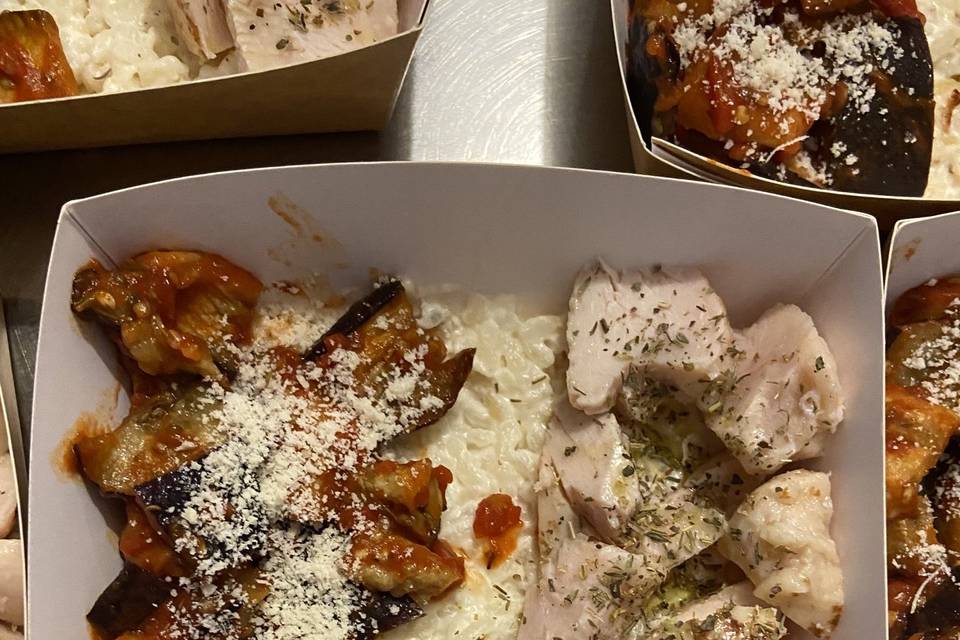 Risotto, poulet, aubergine