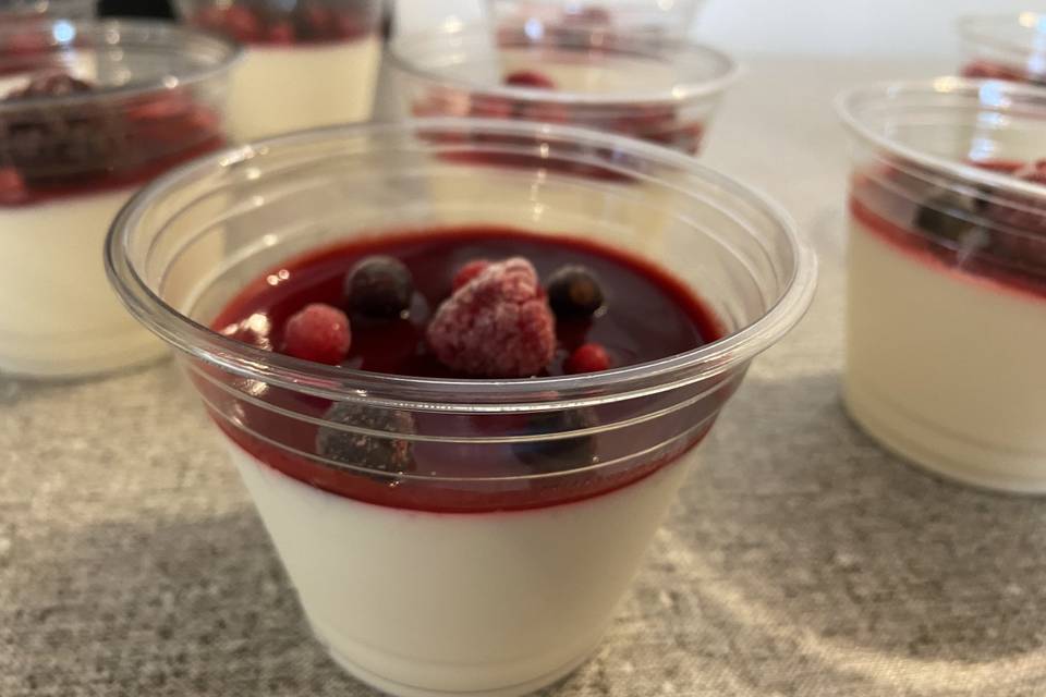 Panna cotta aux fruits rouges