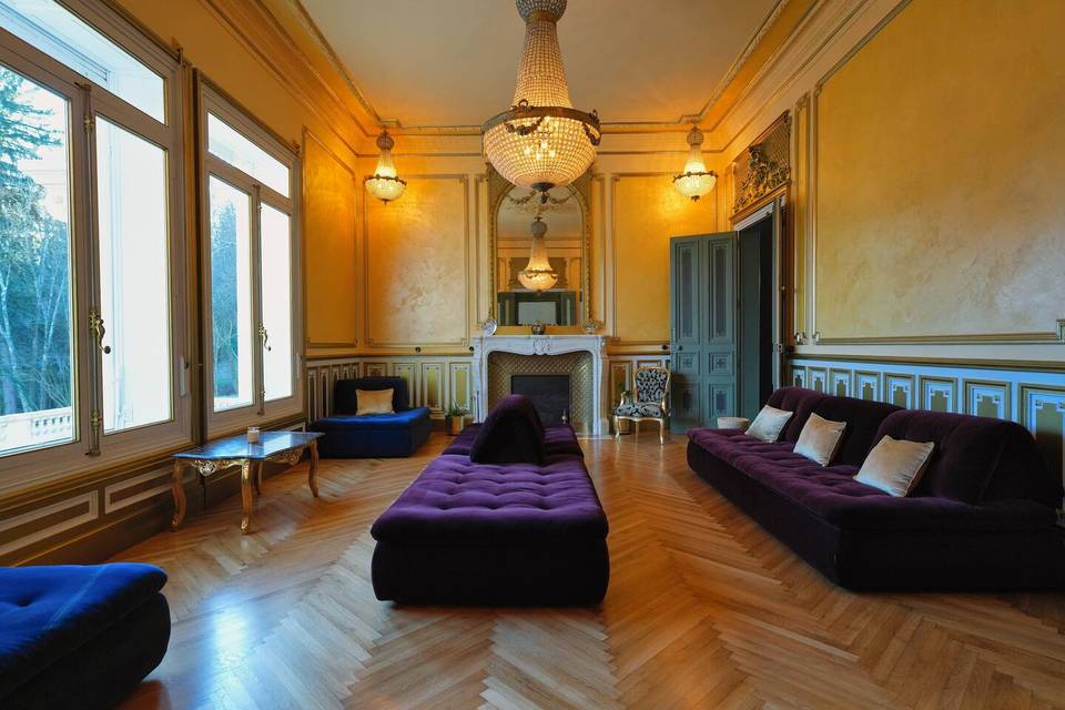 Salon