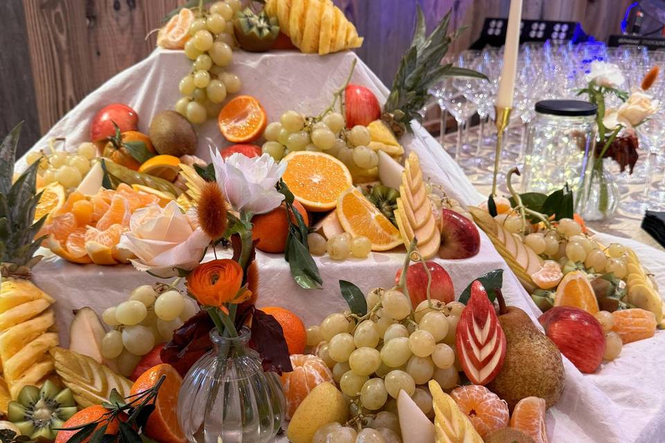 Cascade de fruit pour danser
