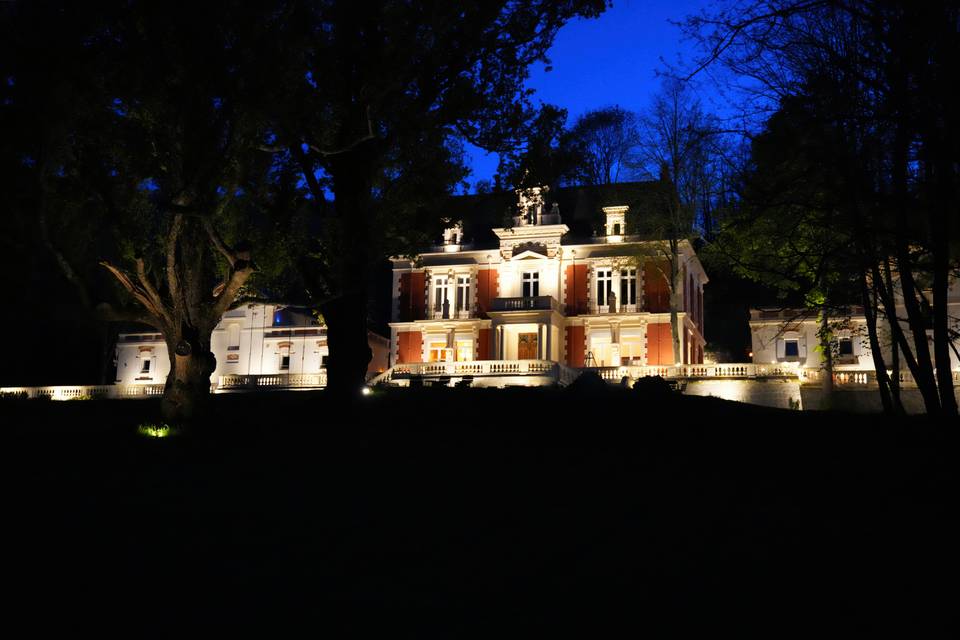 Château et ses annexes