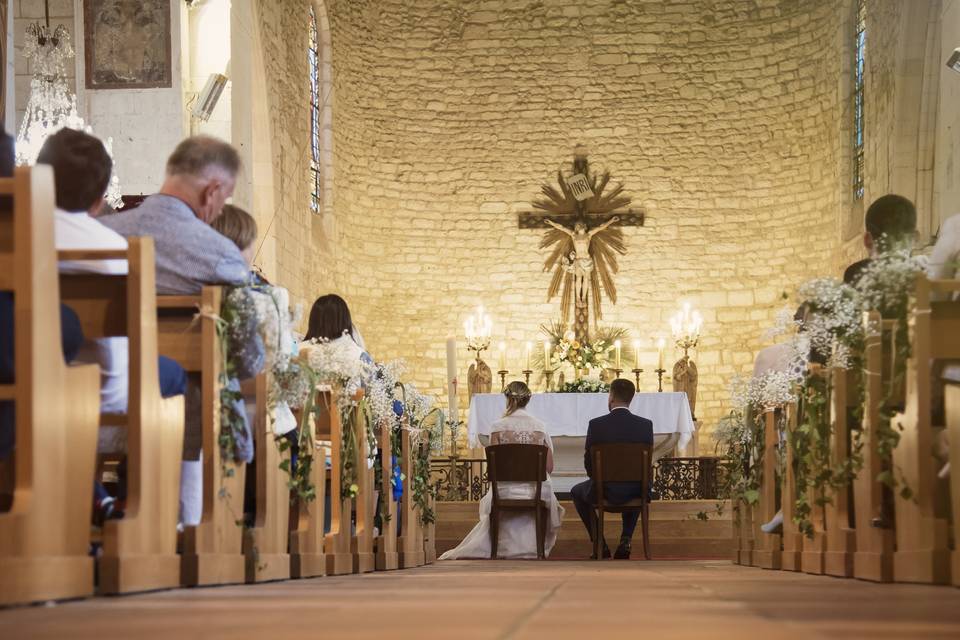 Décoration banc église